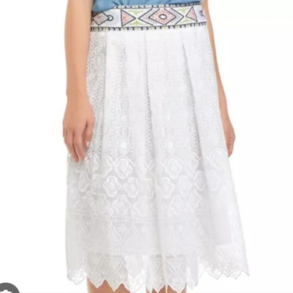 Cupio Blush White Embroidered Lace Skirt Size 12